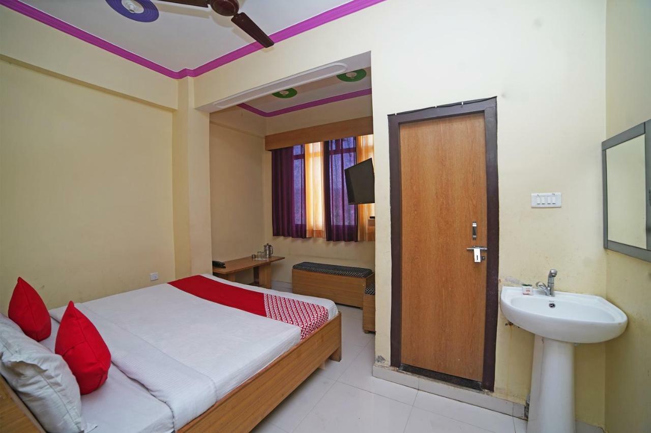 Oyo 37525 Hotel Mall Palace Pithoragarh Exterior photo
